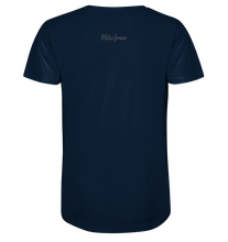 Lade das Bild in den Galerie-Viewer, Schlichte Eleganz - Mens Organic V-Neck Shirt