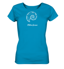 Lade das Bild in den Galerie-Viewer, In der Ferne rauscht das Meer - Ladies Organic Shirt
